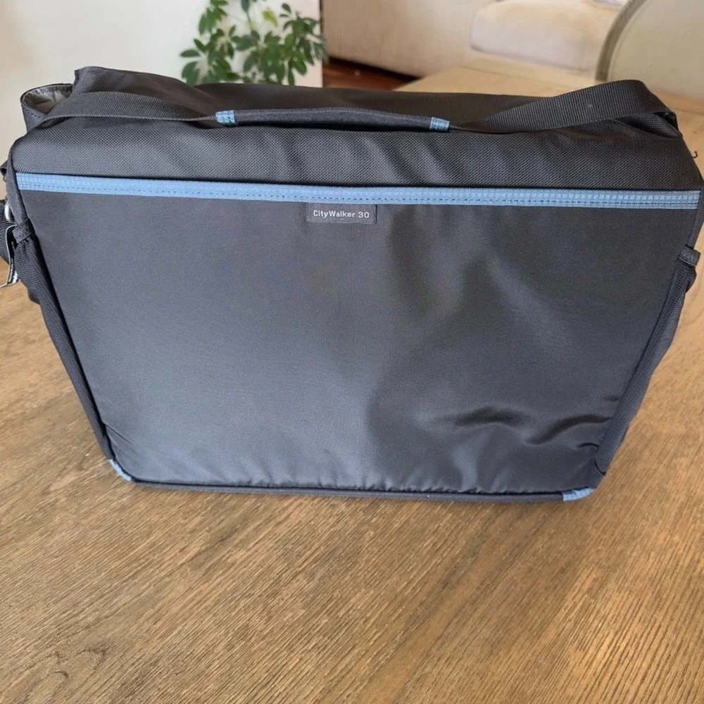 NEW 📸 Think Tank Photo CityWalker 30 Shoulder Camera Bag-Black/Blue-DSLR-Laptop